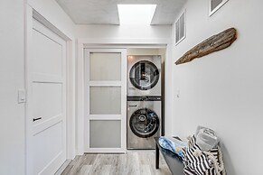 Private Pool & Dock: Relaxing Port Charlotte Oasis