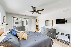 Private Pool & Dock: Relaxing Port Charlotte Oasis