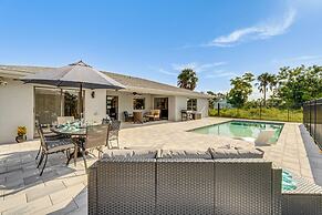 Private Pool & Dock: Relaxing Port Charlotte Oasis