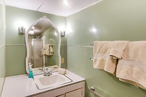 Hawley Home w/ Deck & Mtn Views: Swim, Ski & More!