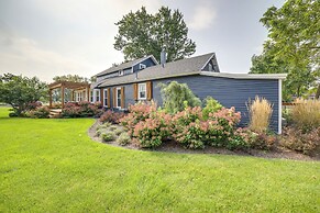 'city Girl Farmhouse' in Hudsonville w/ Hot Tub