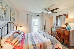 'city Girl Farmhouse' in Hudsonville w/ Hot Tub