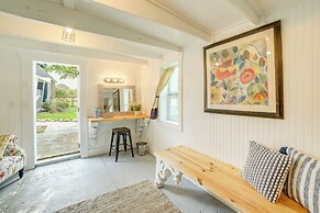 'city Girl Farmhouse' in Hudsonville w/ Hot Tub