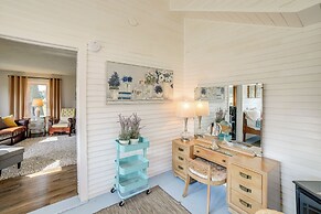 'city Girl Farmhouse' in Hudsonville w/ Hot Tub