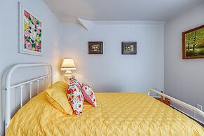 Spacious Vintage Gem w/ Sunroom in Manistee!