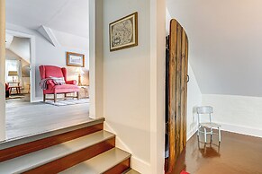 Spacious Vintage Gem w/ Sunroom in Manistee!