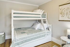 Lebanon Retreat: Decks, Fire Pit & Yard