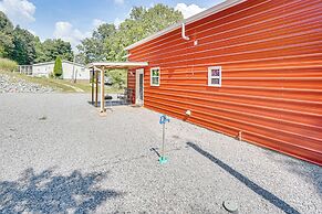 Peaceful Kuttawa Cabin w/ Fire Pit: Explore & Play