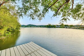 Okee Bay House on Lake Wisconsin w/ Private Dock!