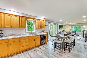 Okee Bay House on Lake Wisconsin w/ Private Dock!