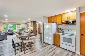 Okee Bay House on Lake Wisconsin w/ Private Dock!