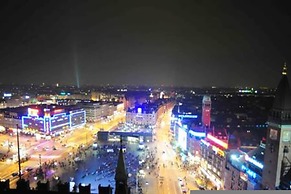 Luxe Apartment Escape