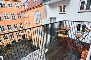 Luxe Apartment Escape