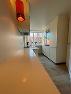 Elegant Apartment In Central