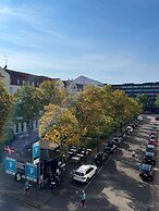 Elegant Apartment In Central