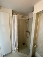 Elegant Apartment In Central