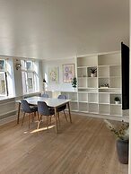 Elegant Apartment In Central