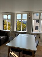 Elegant Apartment In Central