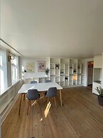 Elegant Apartment In Central