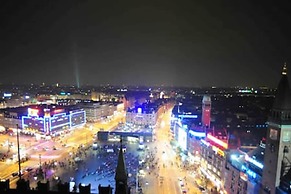 Stunning 2br in the Heart of CPH