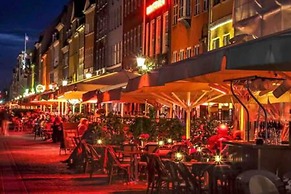 Stunning 2br in the Heart of CPH