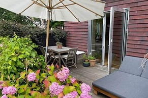 Three Floors apt - With Four BR in the City