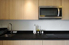 w Stylish Loft w/ Balcony in Colima