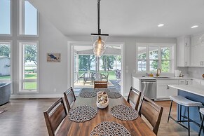 Sunset Cove 4 Bedroom Home