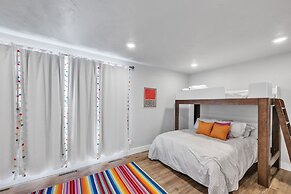Sunset Cove 4 Bedroom Home