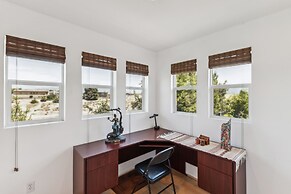 Sunny & Serene Townhouse In Chula Vista 2 Bedroom Townhouse