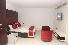 AM 2 PM Hotel and Suites