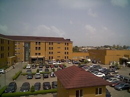 AM 2 PM Hotel and Suites