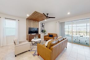 Sweet Retreat, Windsor Island Resort Near Orlando And Disney, By Shine