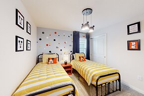 Sweet Retreat, Windsor Island Resort Near Orlando And Disney, By Shine