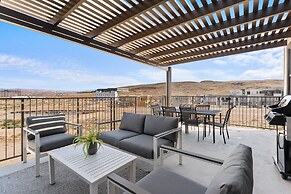 Sunshine Daydream- #305 3 Bedroom Condo