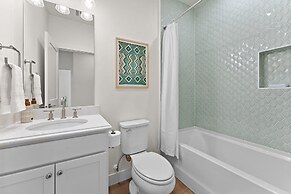 Sunshine Daydream- #305 3 Bedroom Condo