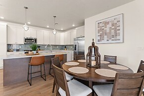 Sunshine Daydream- #305 3 Bedroom Condo