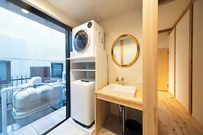 Fukuoka Guesthouse CAMP