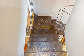 Chiaia Courtyard Haven