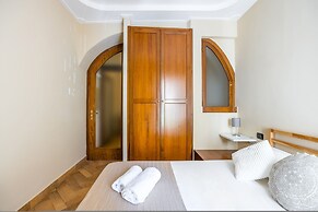 Chiaia Courtyard Haven