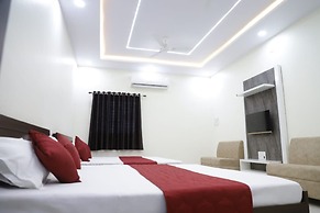 Goroomgo Jag-Laxmi Palace Ujjain