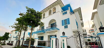 Phoenix Villas Sun Ha Long
