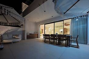 Seaside Villa by Brown Hotels