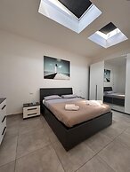 Mungo in Fiumicino With 1 Bedrooms and 1 Bathrooms