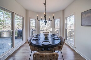 Lux Mountain Home! Golf / Lake/ EV / Game Room