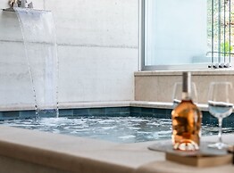 Luxury B.one Apartment