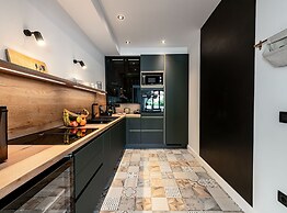 Luxury B.one Apartment