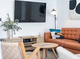 Luxury B.one Apartment