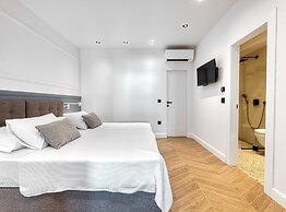 Luxury B.one Apartment