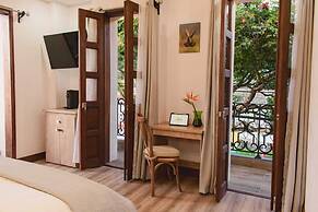 WR BOUTIQUE HOTEL